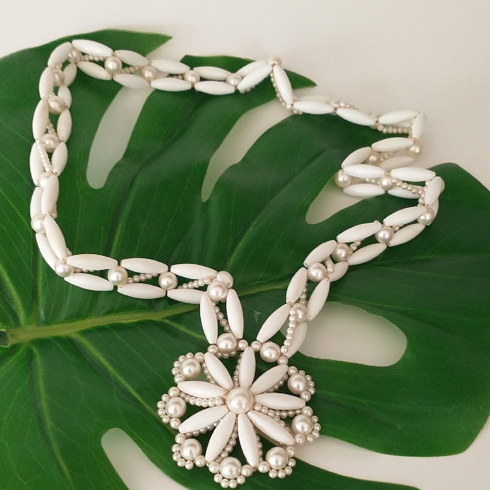 Elegant White Beaded Necklace